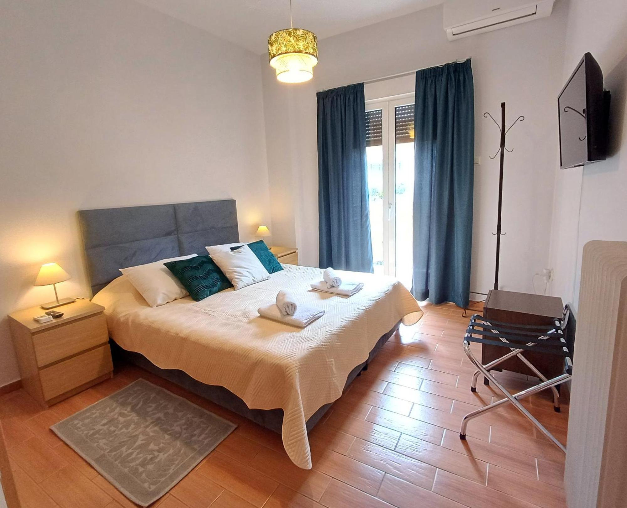 Georgia'S Cozy Apartment In Koukaki 雅典 外观 照片